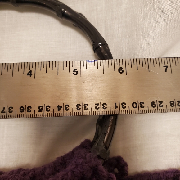 Beautiful Handmade Purple Ruffled Crocheted Handbag Purse Red Lining Grannycore - Picture 8 of 8